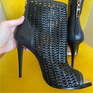 SCHUTZ Black Woven Peep-Toe Heels